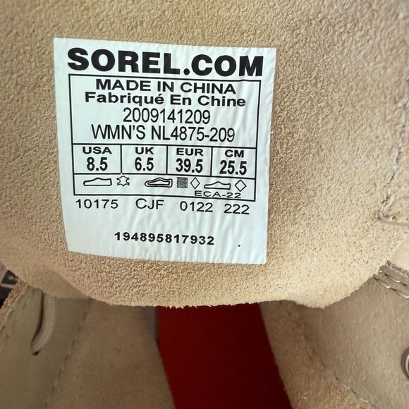 Sorel Hi-Line Chelsea Leather Boot in ceramic chalk size 8.5 - Picture 7 of 9